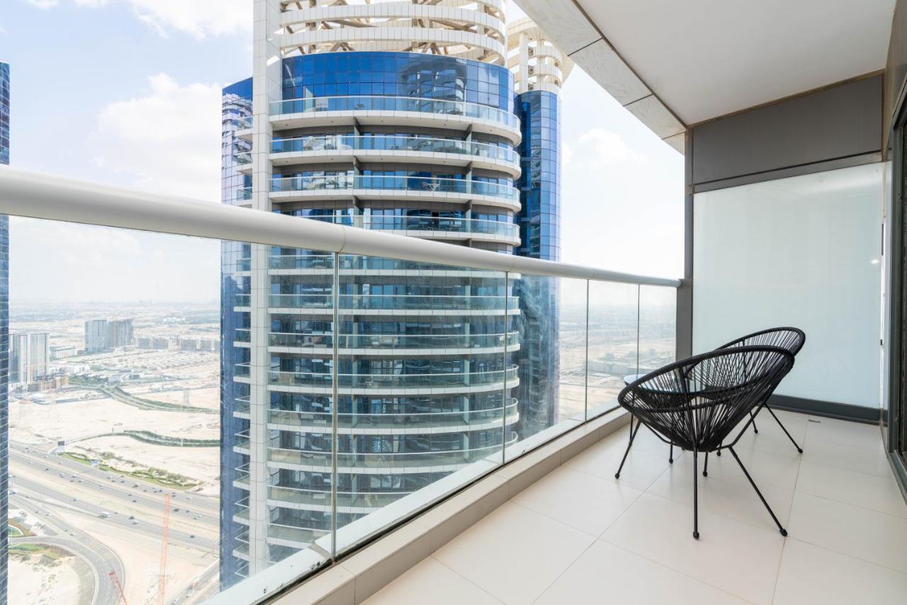 Globalstay Damac Towers By Paramount In Business Bay Dubai Exterior photo