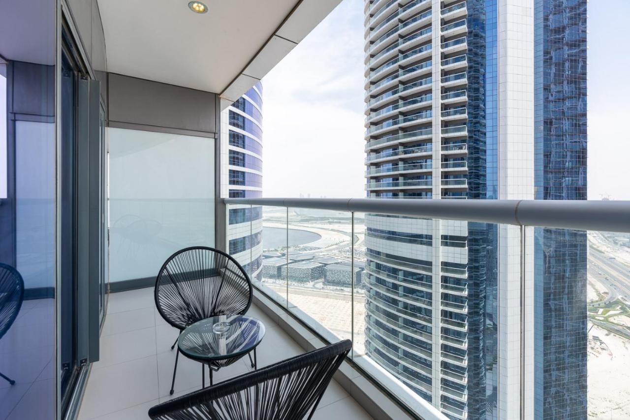 Globalstay Damac Towers By Paramount In Business Bay Dubai Exterior photo