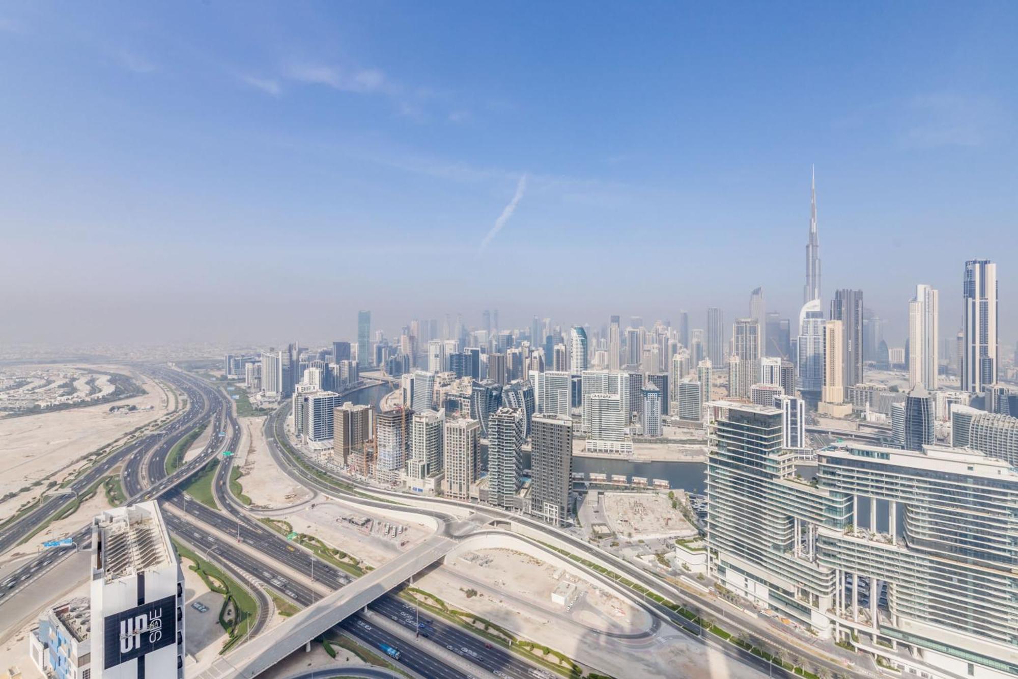 Globalstay Damac Towers By Paramount In Business Bay Dubai Exterior photo