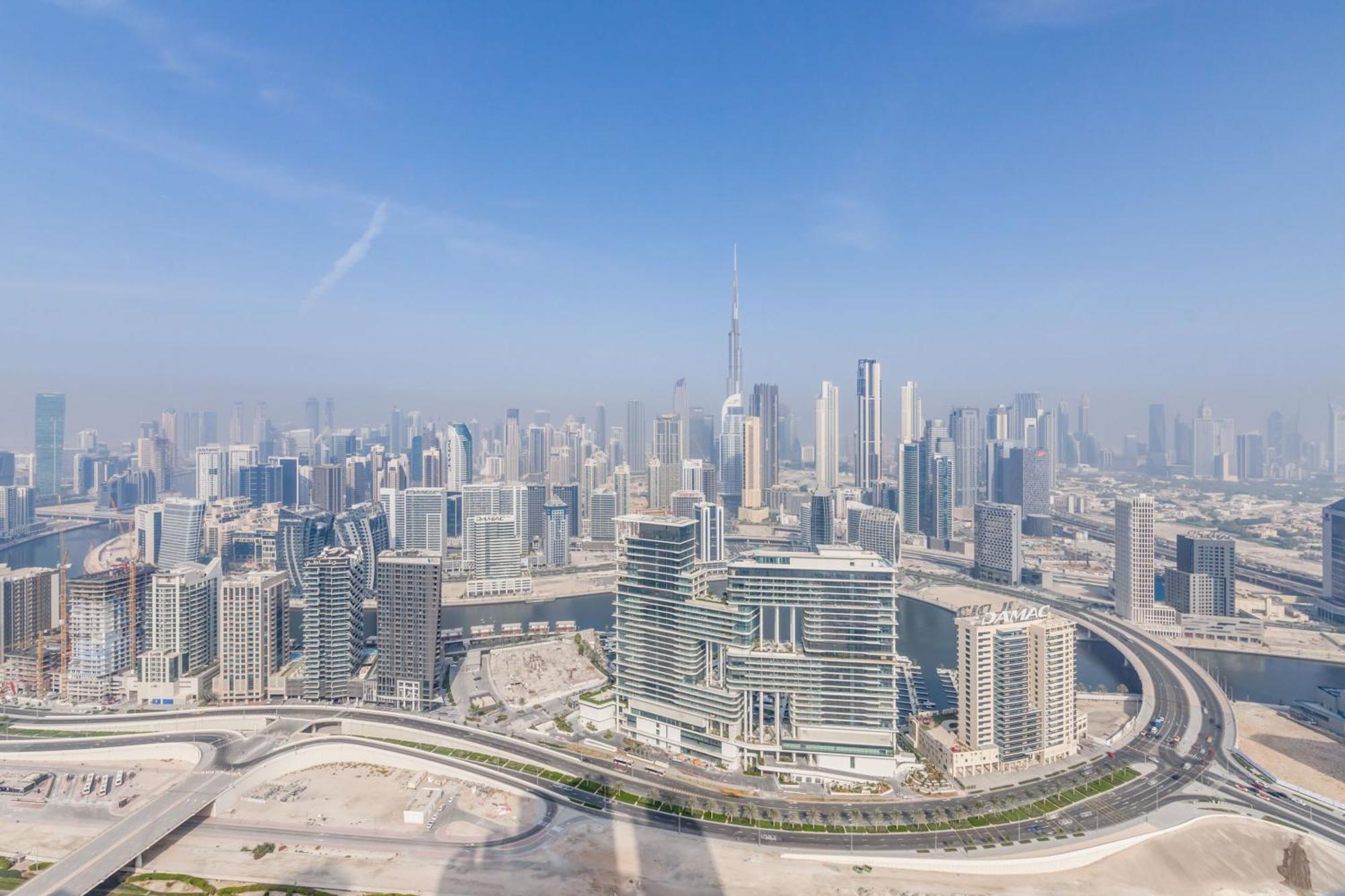 Globalstay Damac Towers By Paramount In Business Bay Dubai Exterior photo
